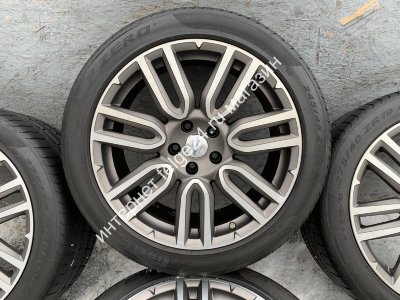 Оригинальные колеса на Maserati Ghibli R19