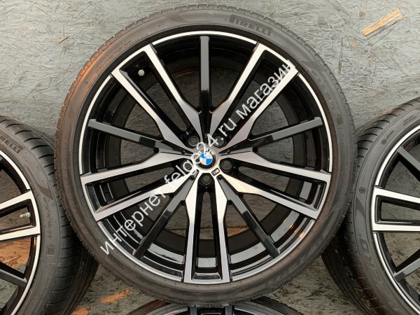 Оригинальные колеса на BMW X5 G05 / X7 G07 R22